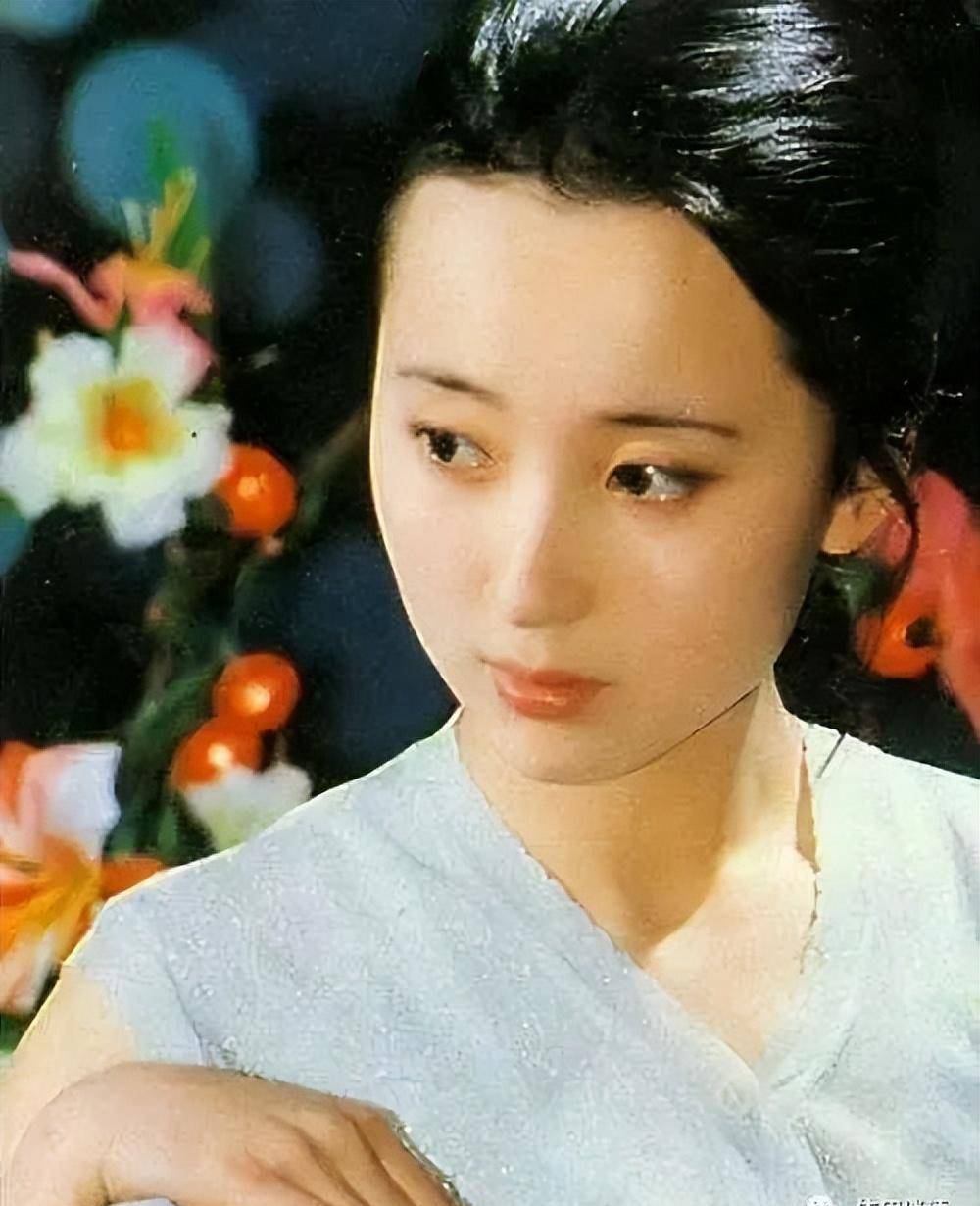 19岁成名,31岁当董事长身家过亿,42岁患癌出家_陈晓旭_角色_鞍山