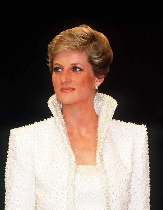 "铁娘子"撒切尔夫人精准识人,评价戴安娜:自恋天真的时装模特