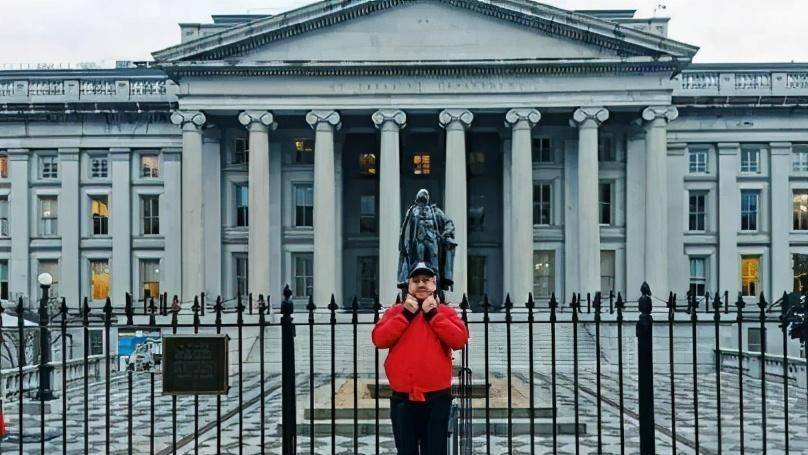 孔庆东频爆粗口,曾因此被网友告上法庭,北大教授就这素质吗?