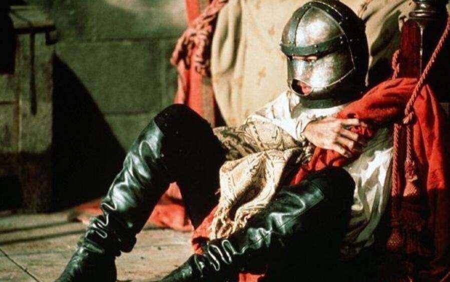 法国"铁面人":被囚禁34年,去世后,他的所有痕迹被销毁_路易十四