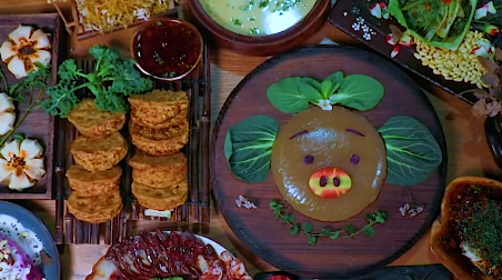 第一次见李子柒家的年夜饭,荷叶鸡不算啥,菜品颜值堪比星级厨师_美食