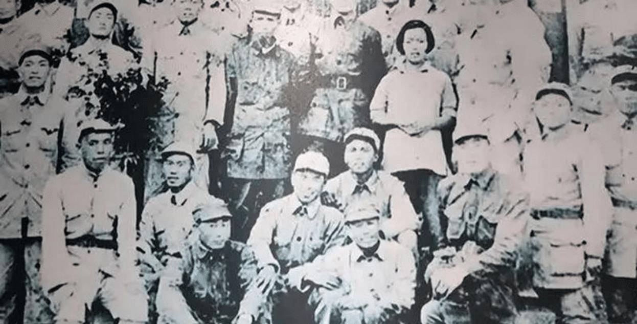 1936年西安事变和平解决后,周总理与国民党方反复沟通,使得国民党同意