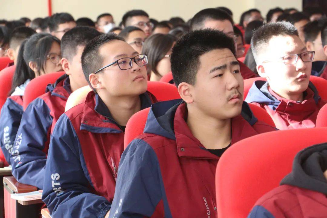 哈尔滨工业大学莅临金石中学开展航天科普讲座暨招生宣传_哈工大_学子