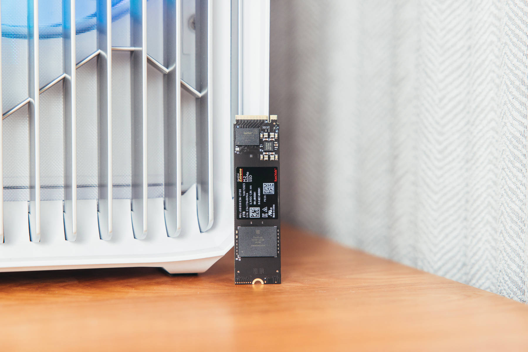 稳定可靠生产力固态首选:闪迪至尊极速m2固态硬盘评测分享_产品_速度