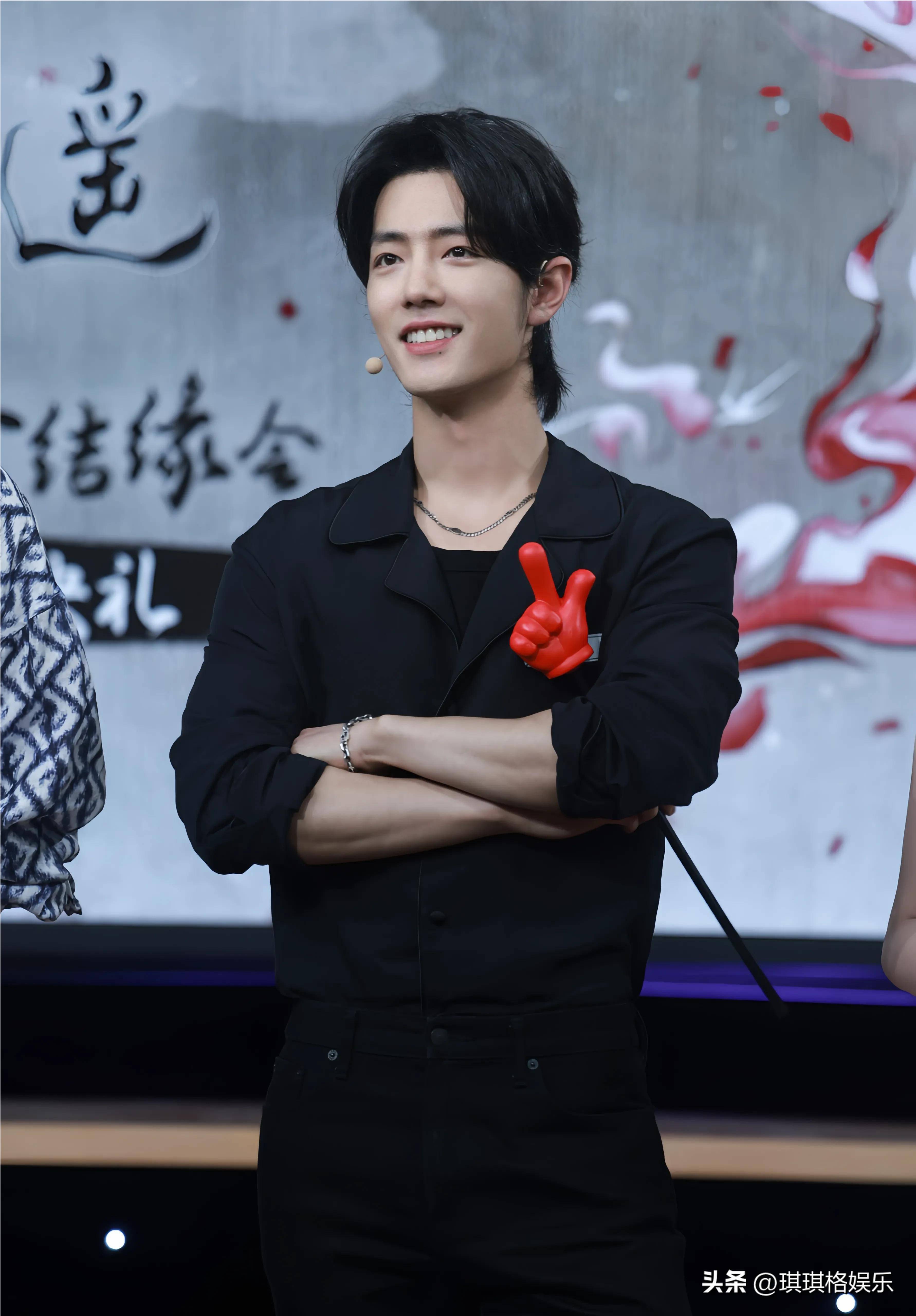 娱乐瓜:肖战迪丽热巴龚俊赵丽颖白鹿杨洋田曦薇秦岚刘宇宁_合作_照片