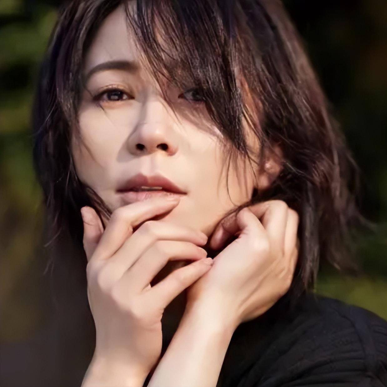 俞飞鸿:52岁未婚未育,自由的生活为什么需要"结婚"?_仙子_电影_父母