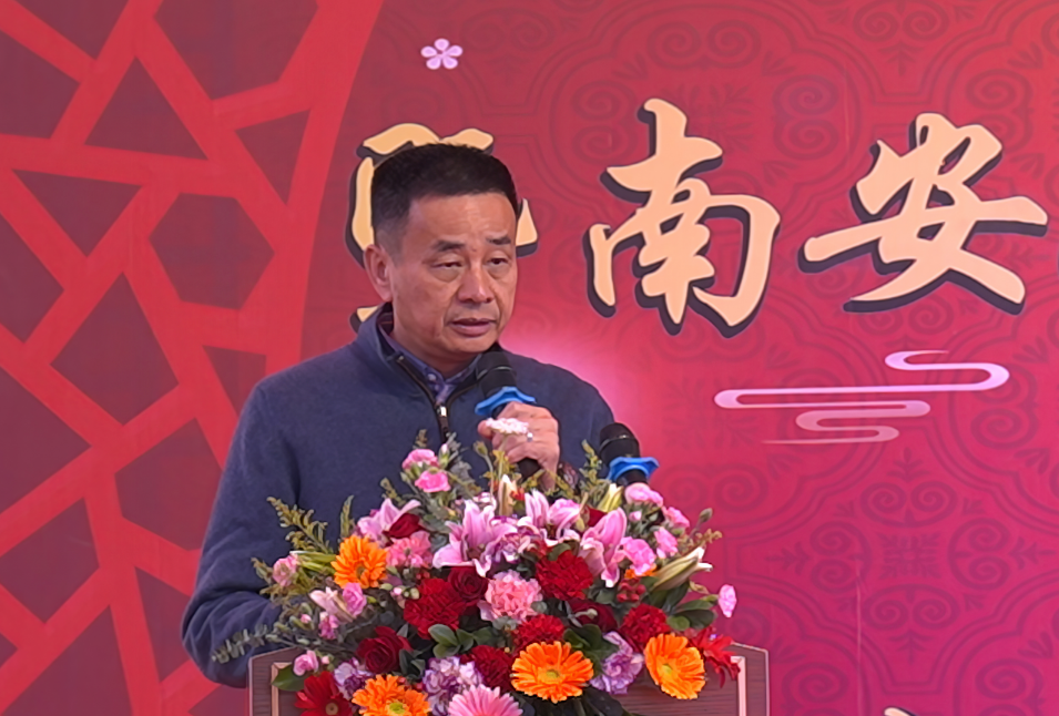 过去的几年,叶维新会长带领福建省叶委会,取得了累累硕果.