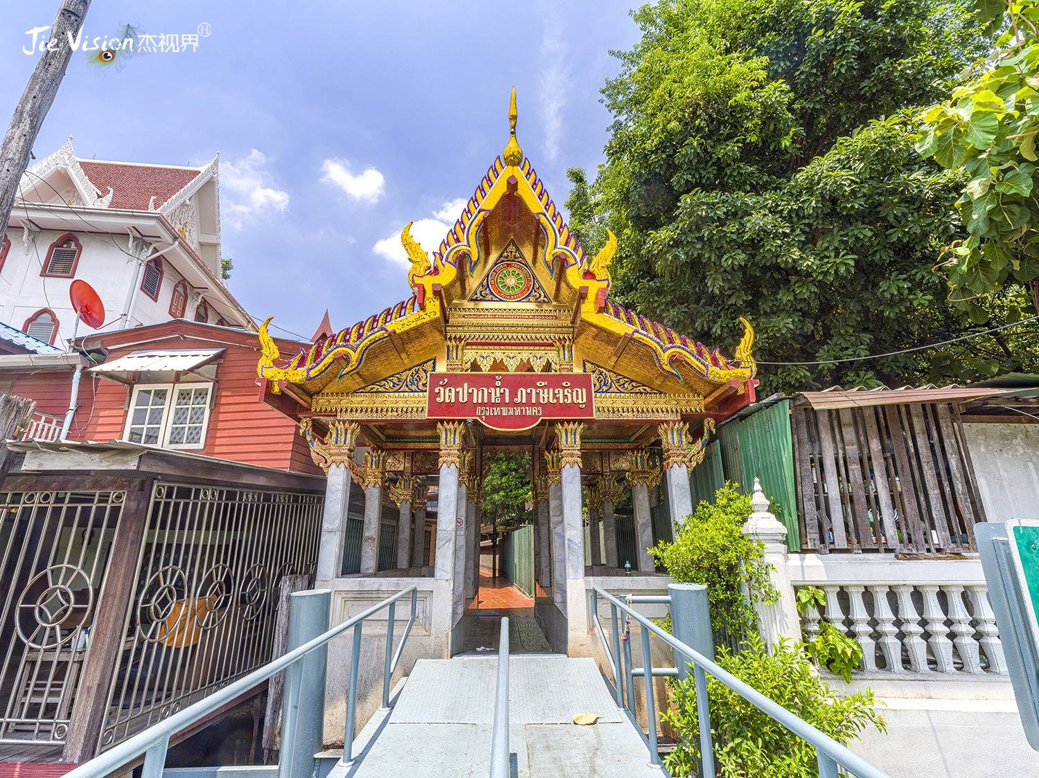 泰国曼谷最"热"景点"水门寺"0元逛!69米大佛一夜成为网红!