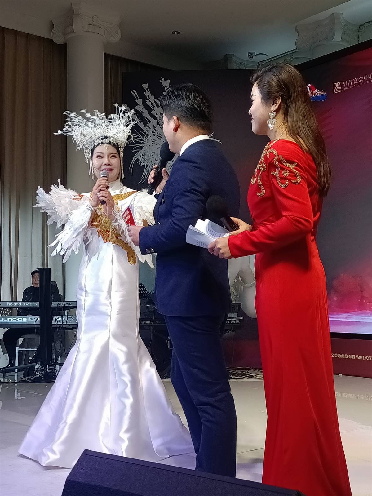 的太阳公益歌曲发布暨马丽武汉新年音乐会完美收官_湖北省_中国_领导