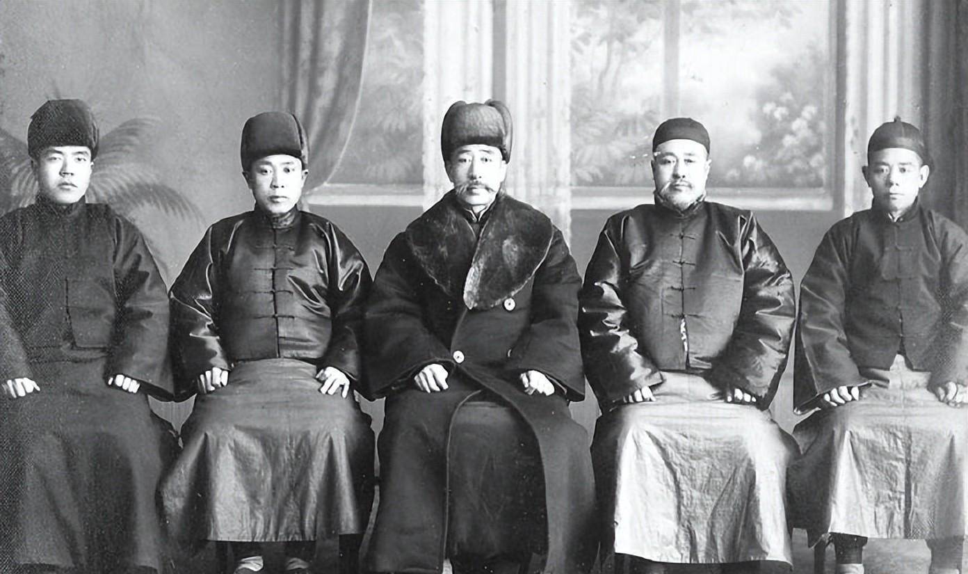 在王永江的努力下,到了1920年3月,奉天省的财政状况明显好转,不但偿还