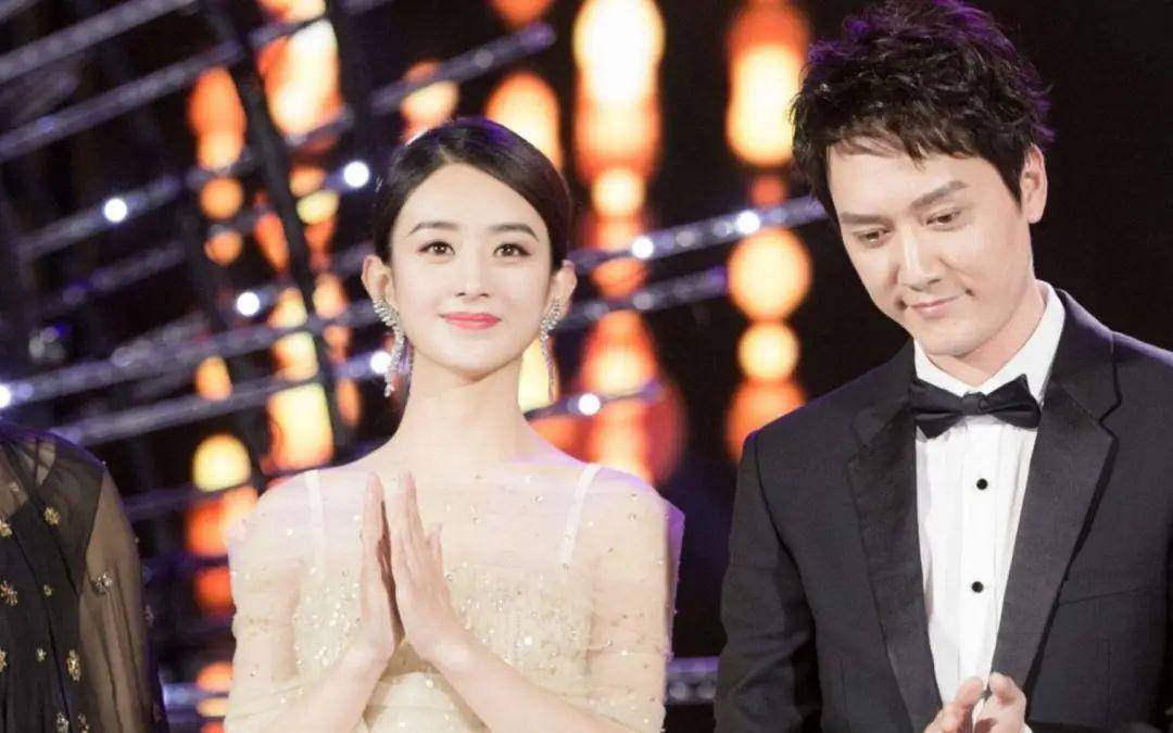 画面非常温馨又有爱,看样子赵丽颖和想想已经是好久没有见面了