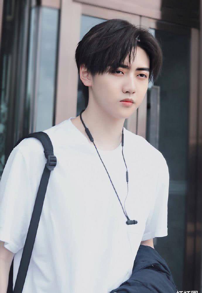 也是一个很不错的成绩了,因为在备考的这个过程中,他的工作行程也很满