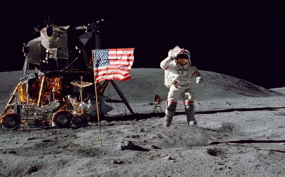 月球"有毒"?美国宇航员登月后,为何全员都出现了"怪病"?