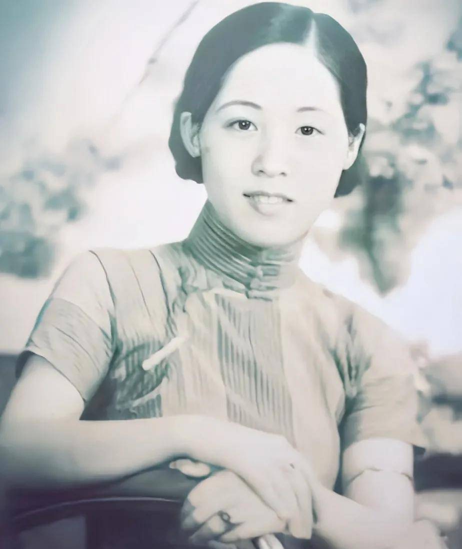 妇女楷模董竹君:长得漂亮,活得更漂亮,实业爱国,捐出全部身家_阿媛_夏