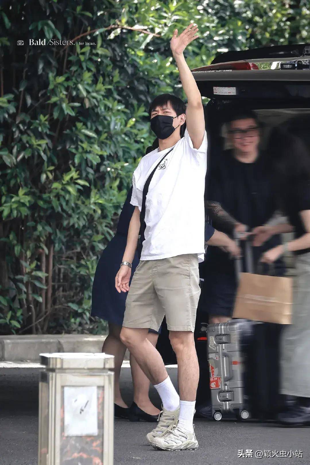 28娱瓜:李现迪丽热巴檀健次关晓彤景甜张晚意李兰迪周也李宏毅_张凌赫