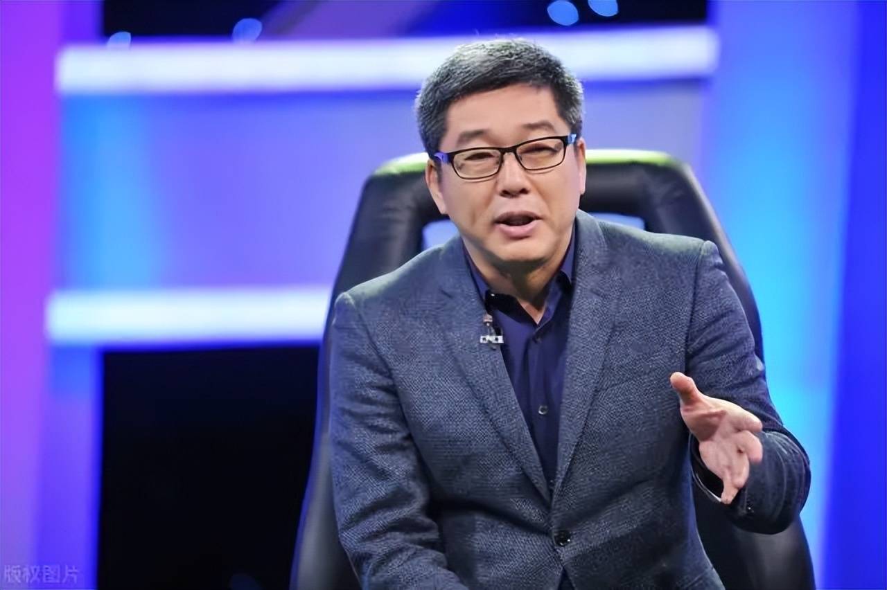 前央视名嘴回应力挺李铁言论,质问足协3大问题遭群嘲_刘建宏_球员