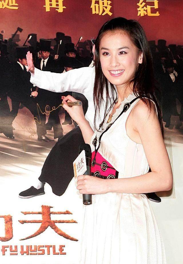 杨子帮黄圣依打赢周星驰官司却没要赔偿,5个字的解释让网友怒喷_原因