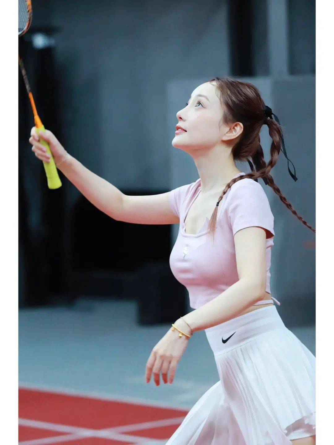 42岁李小璐比22岁时更能作了!