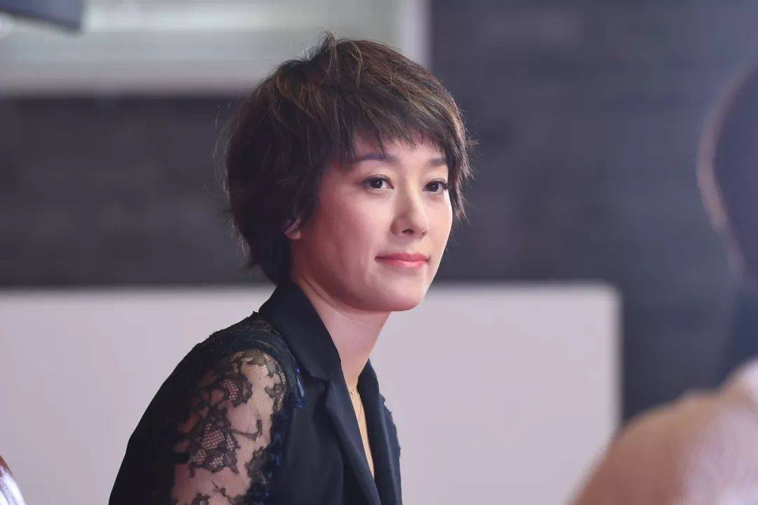 马伊琍泪洒现场,竟因老戏骨游本昌!遗憾背后隐藏何种故事?