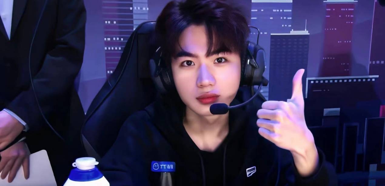 lgd被曝拍下九尾,终于能上场打kpl了,春季赛实在太好看_小时候_巅峰