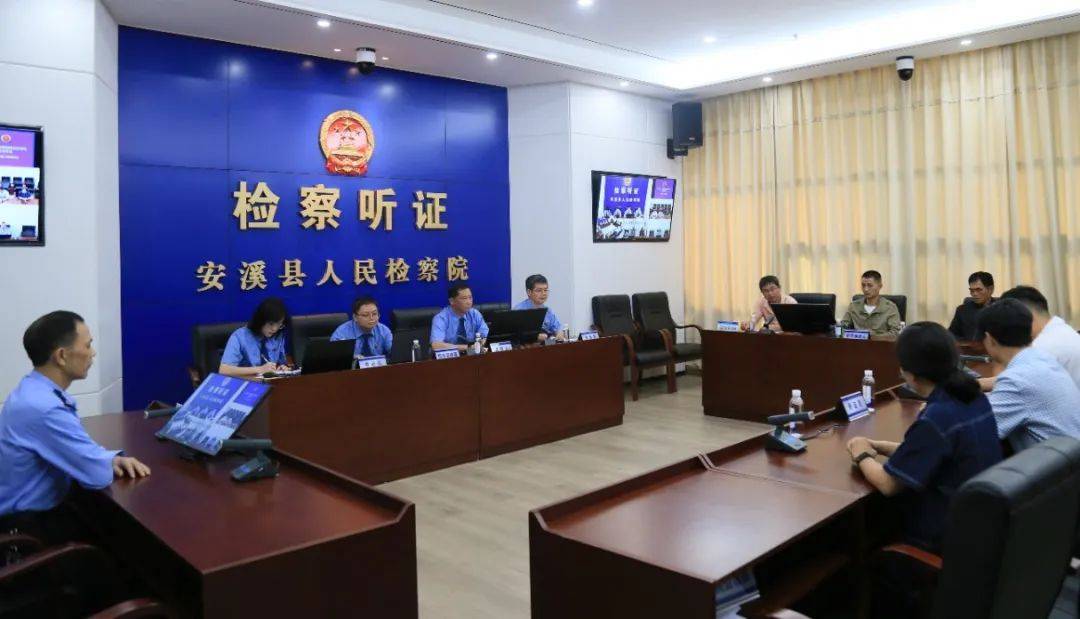 "人民"二字情最真_法治_企业_宣传