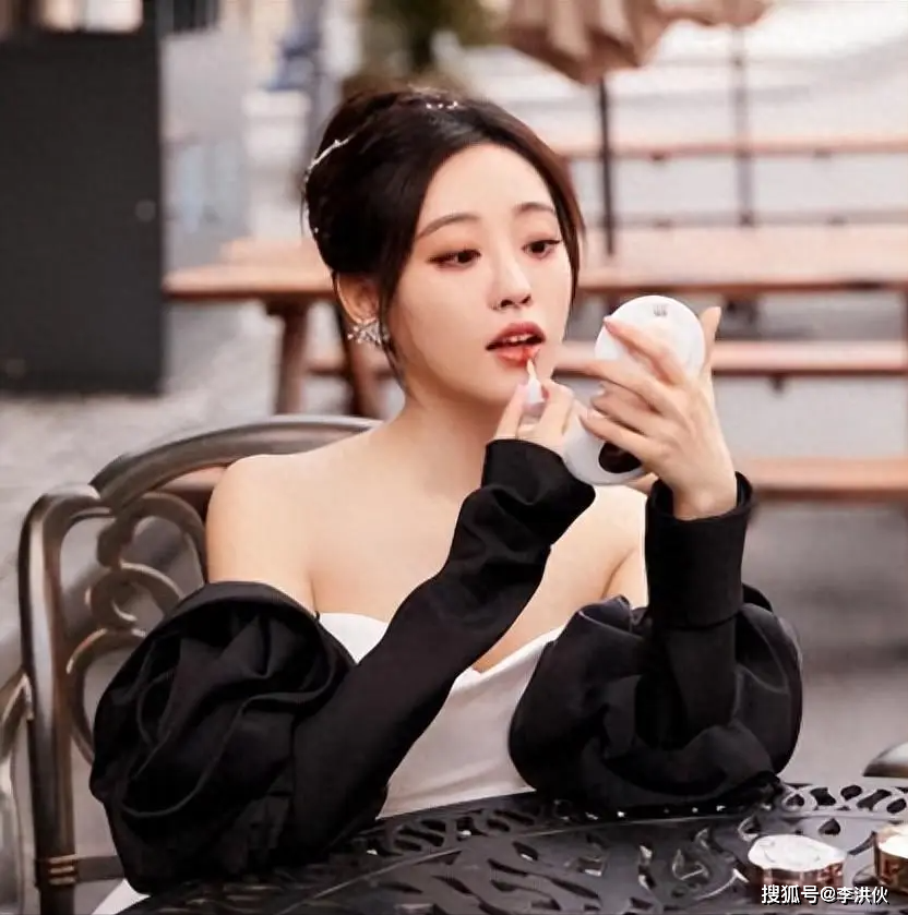 一下于正再度回应祝绪丹的小作文,或许一切都合理了_热度_于妈_阴沟