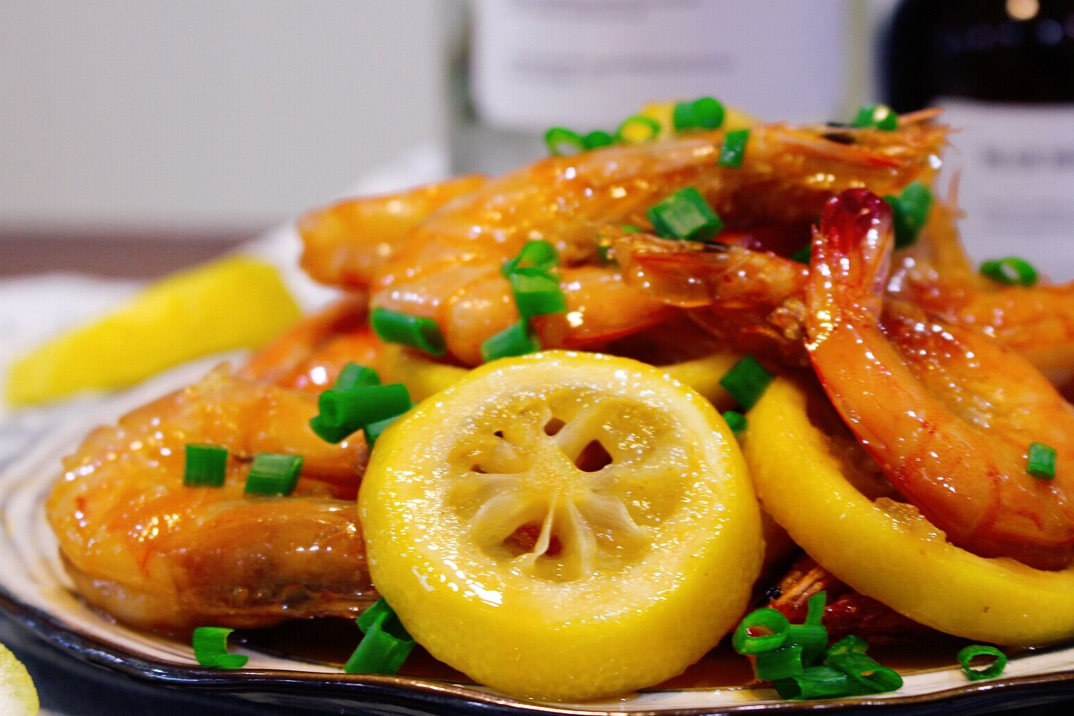 酸酸甜甜,清新诱人的柠檬虾,简单烹饪出惊喜味道