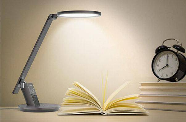 用护眼灯到底好不好呢?聊聊护眼台灯那些事儿