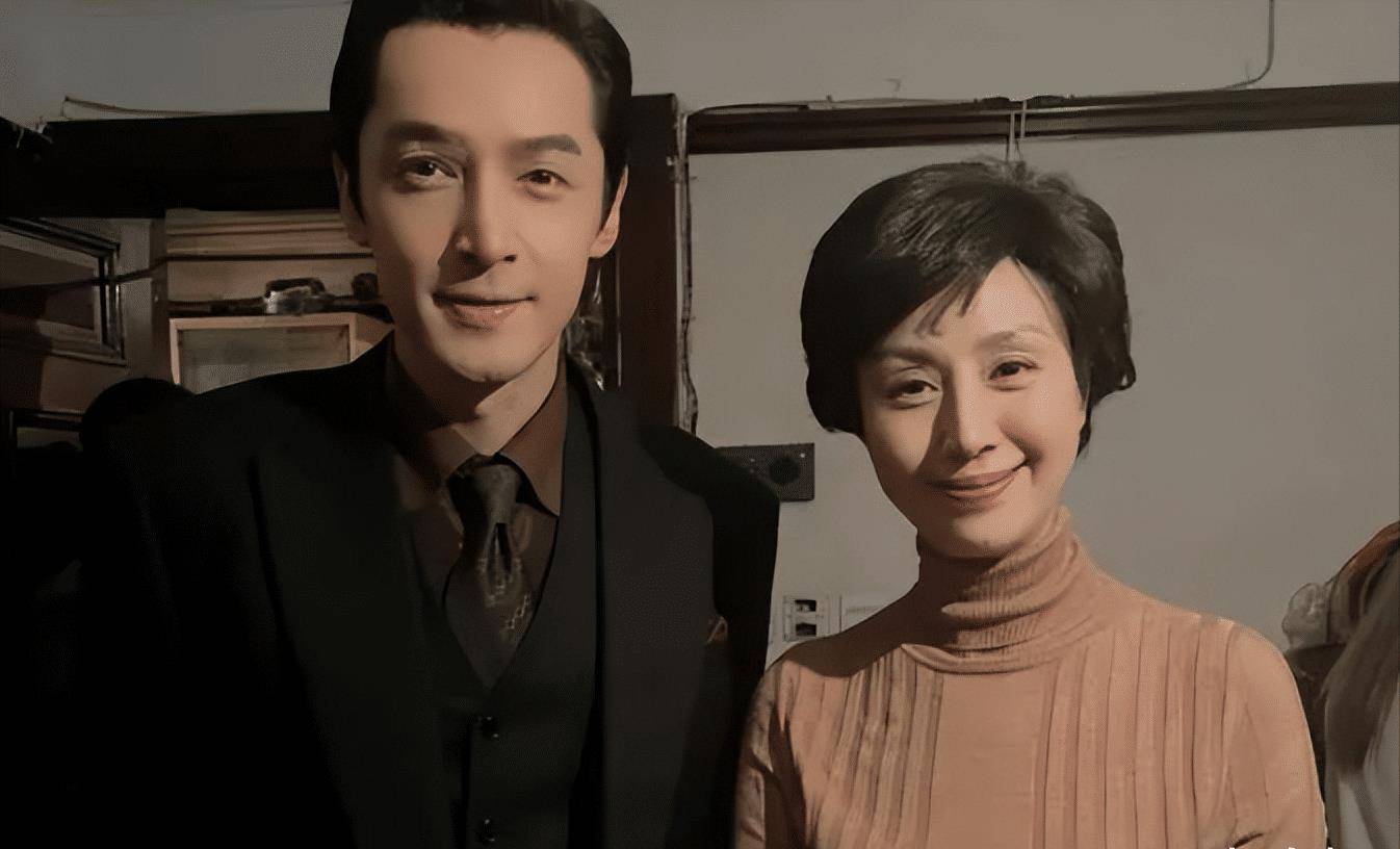 你觉得史依弘美丽吗?