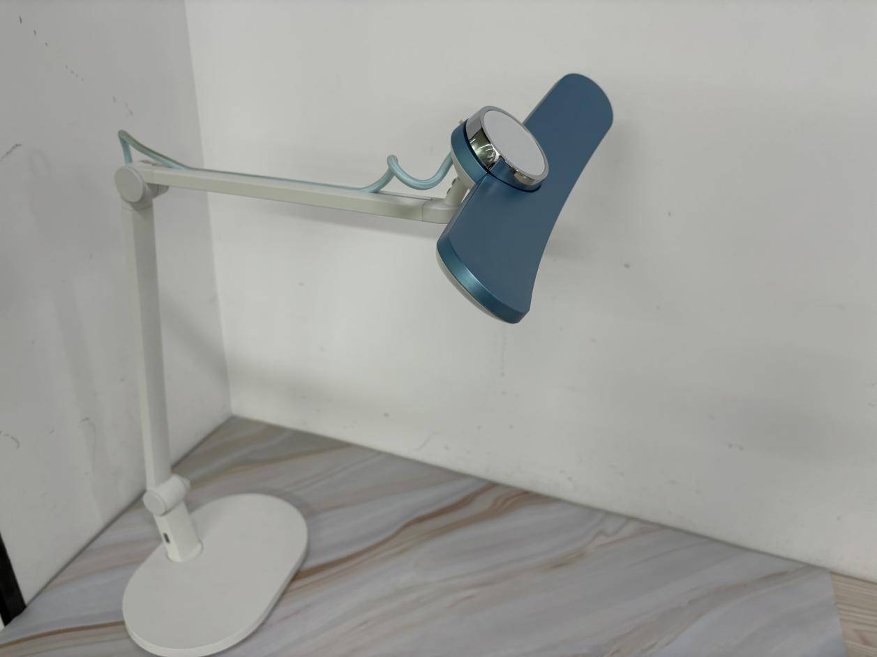 明基、书客、松下护眼台灯好不好用？深度对比测评来了！