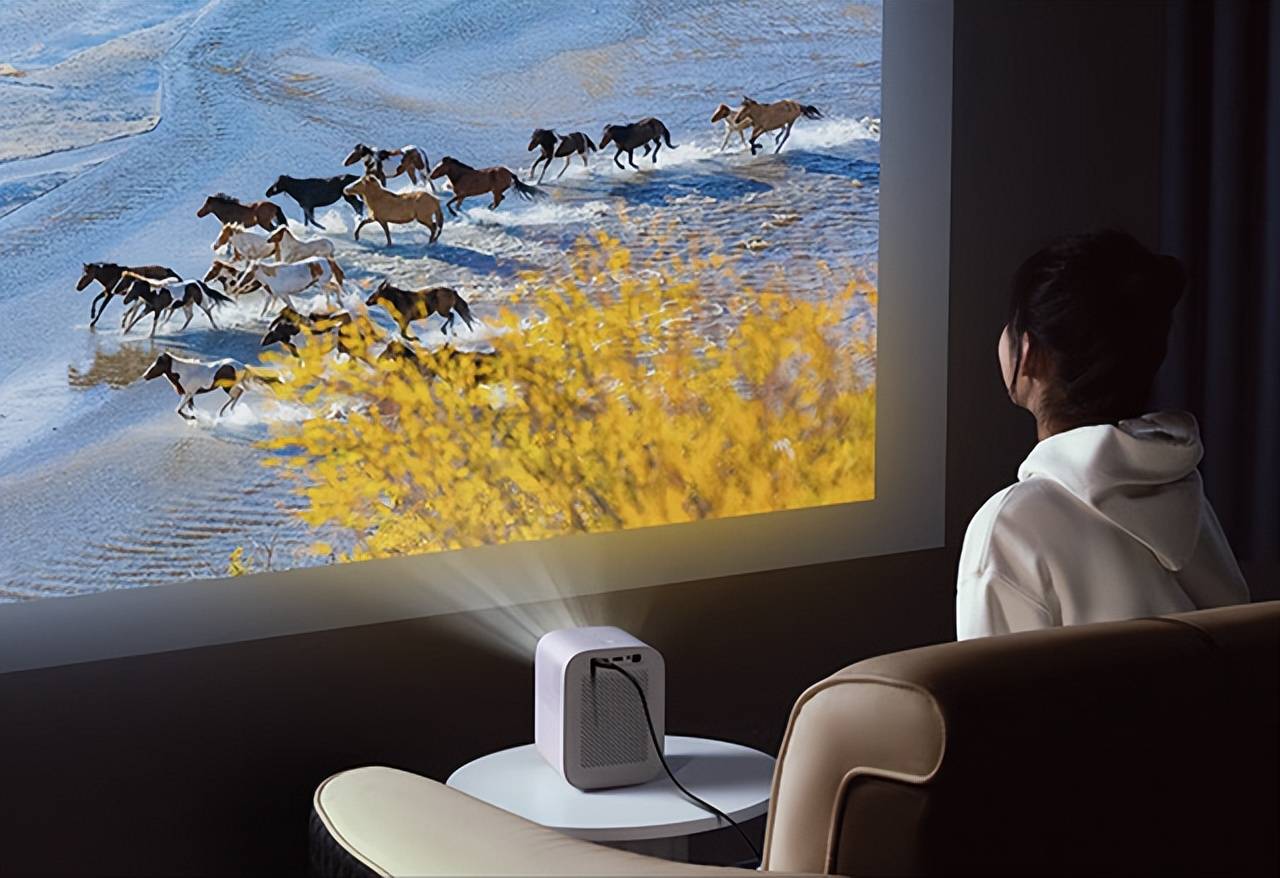 去电影院太麻烦?有了这套设备我把春晚当电影看_投影仪_联想_支持