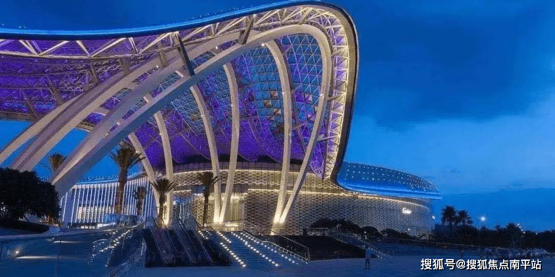 三亚丨海棠湾丨北纬18°丨【海棠湾银海】422-730㎡一线临海,独栋