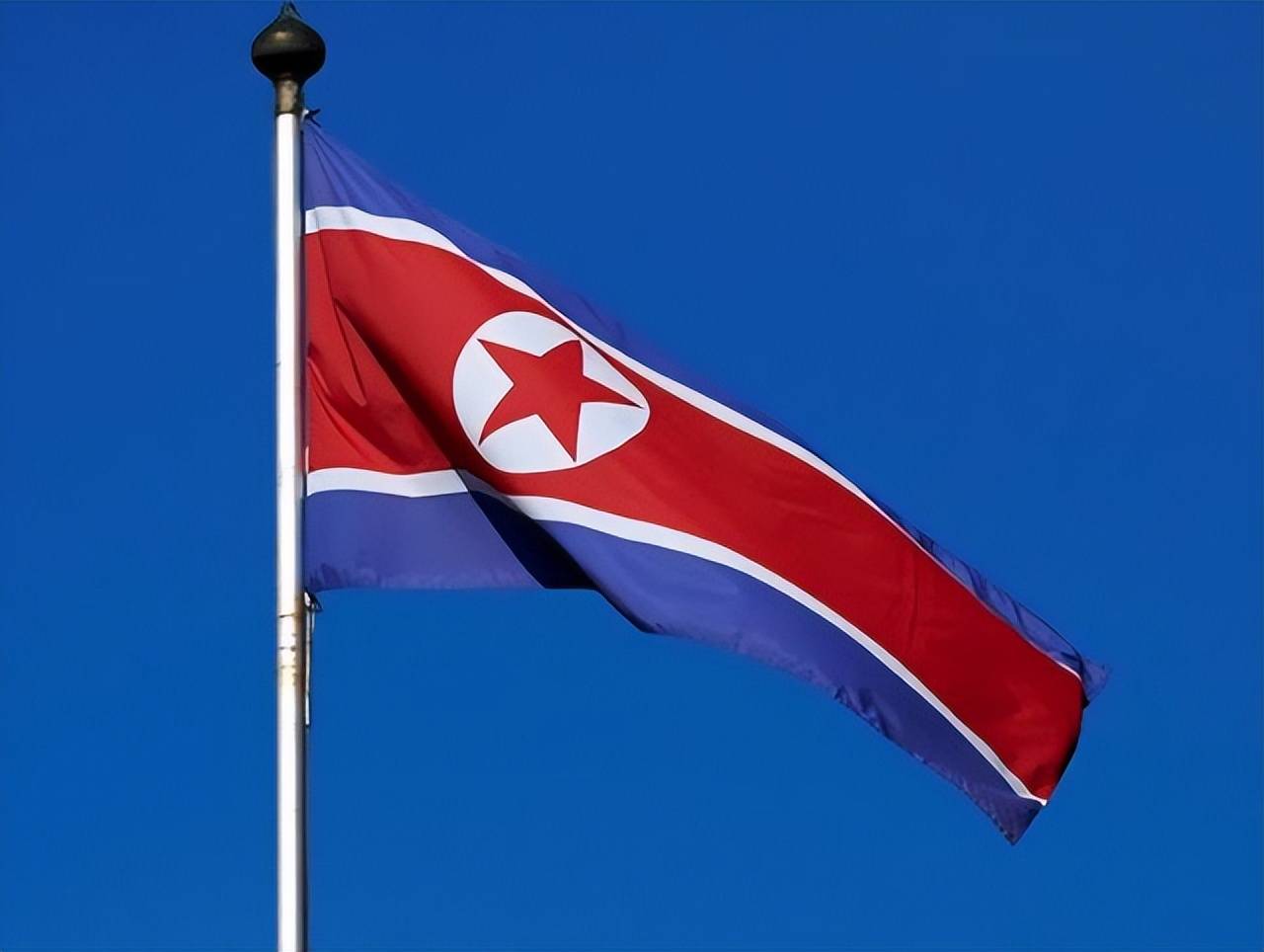 半岛局势再起,朝鲜放又一大招,水下核武器试射成功,美日韩慌了_海上