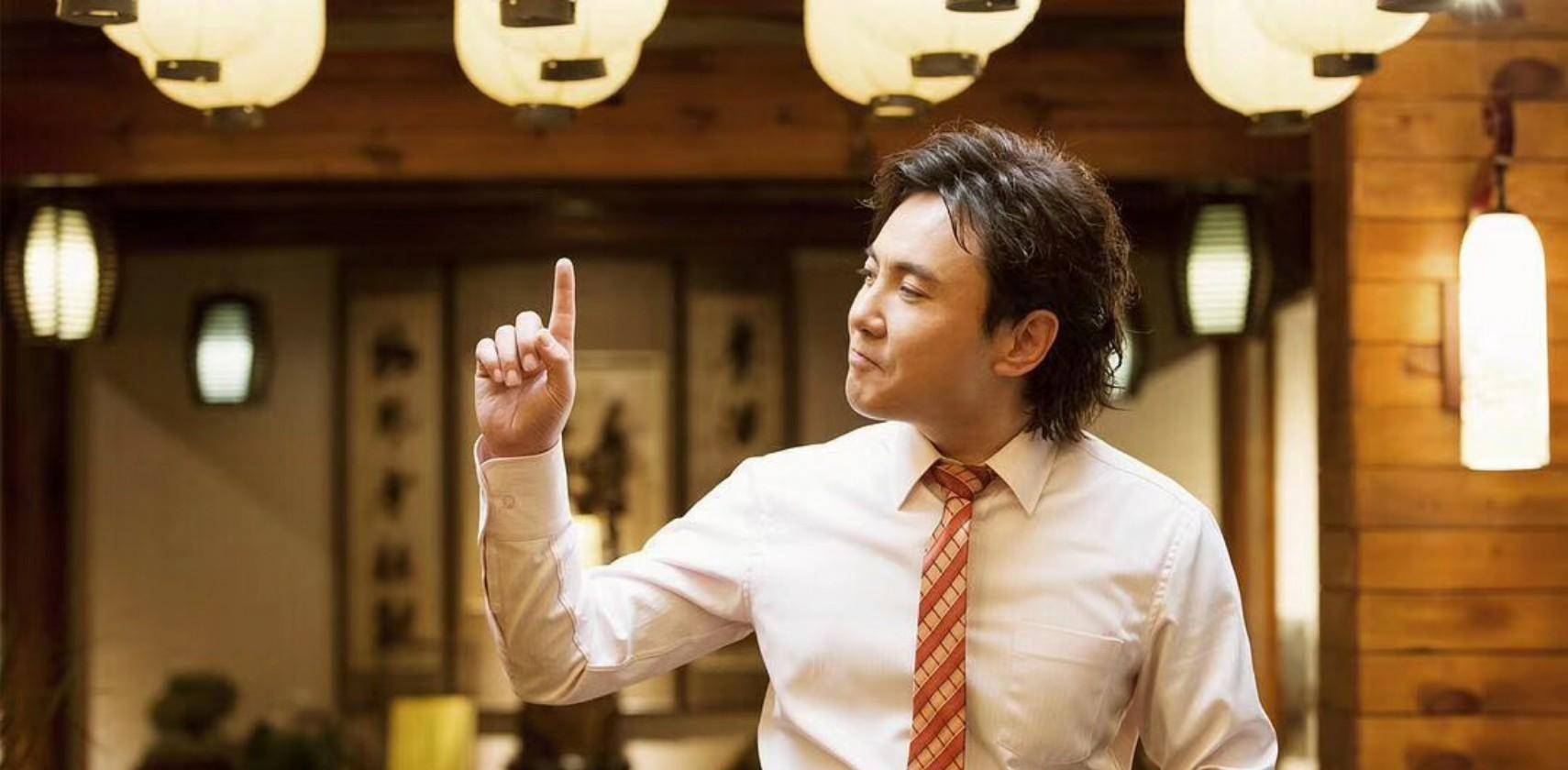 股神巴菲特经历了什么?为何怒气直言?_午餐_赵丹阳_朱晔