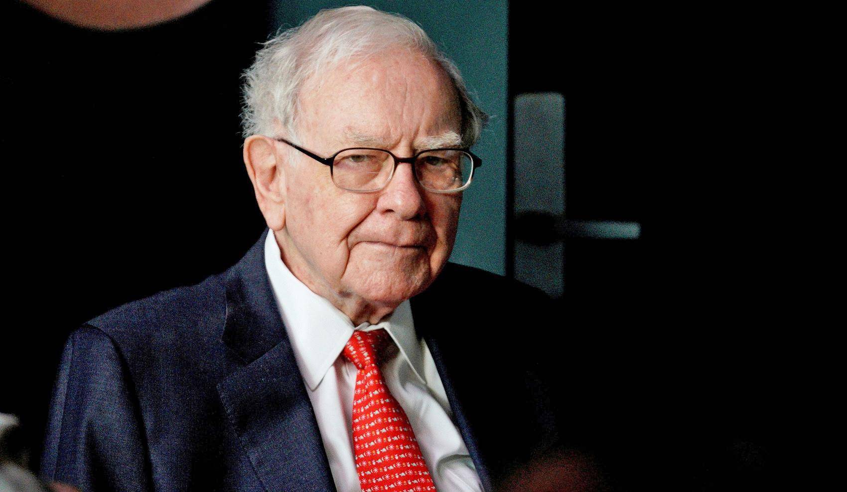 股神巴菲特经历了什么?为何怒气直言?_午餐_赵丹阳_朱晔