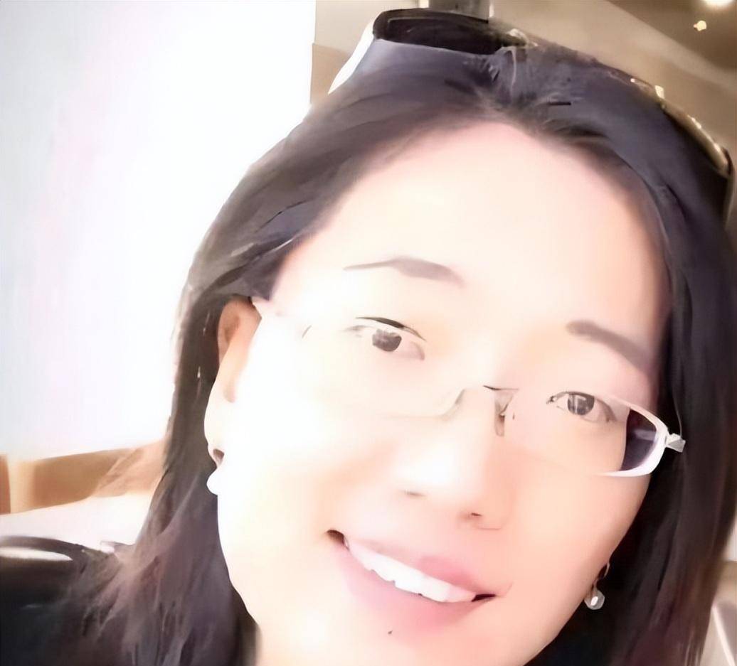 北大才女唐晓琳,毕业赴美深造,为何9年后在金门大桥一跃而下?