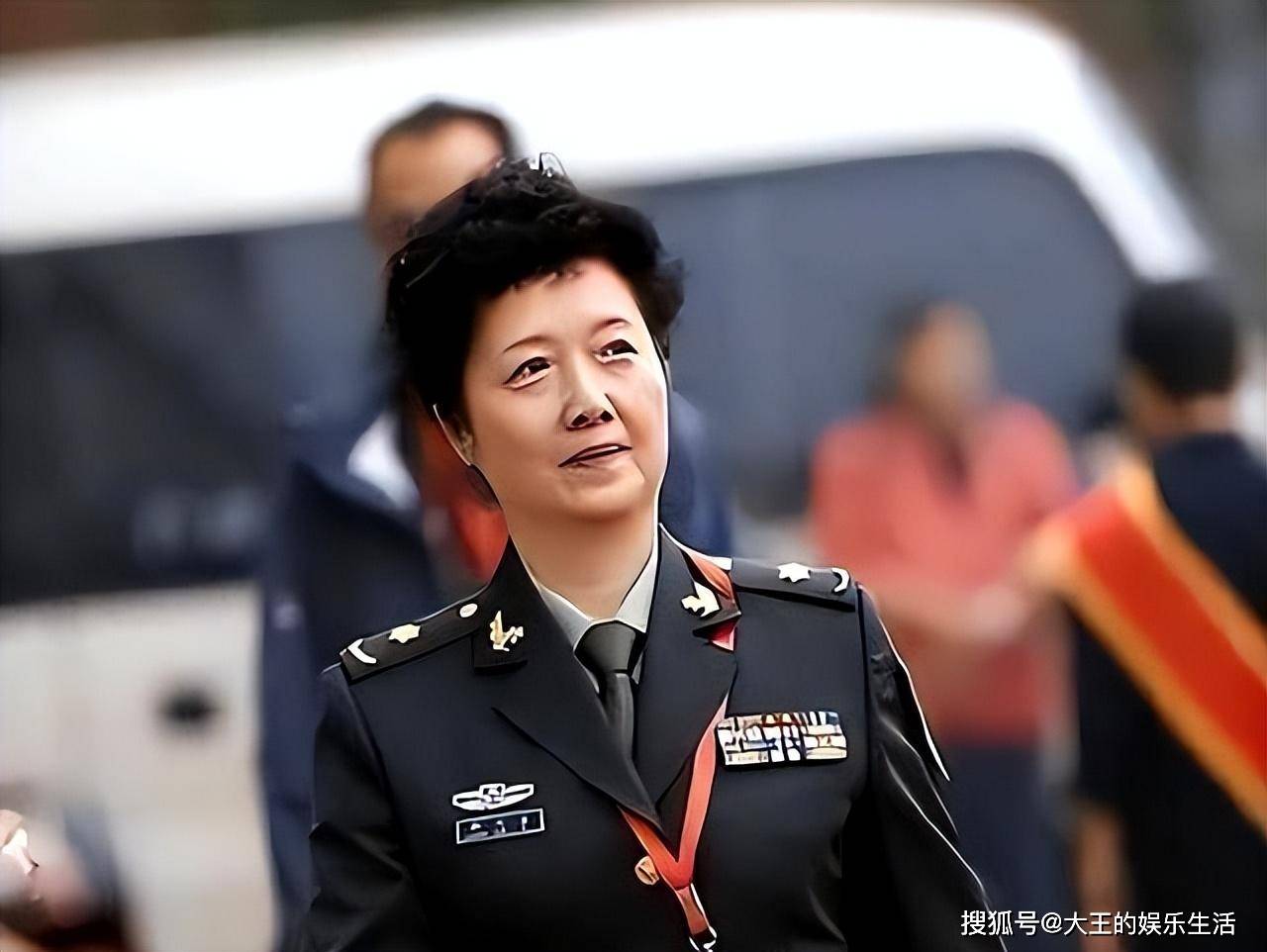 因饰演"潘冬子"大火的祝新运,娶离异大三岁的妻子,如今怎样了_张玲亚