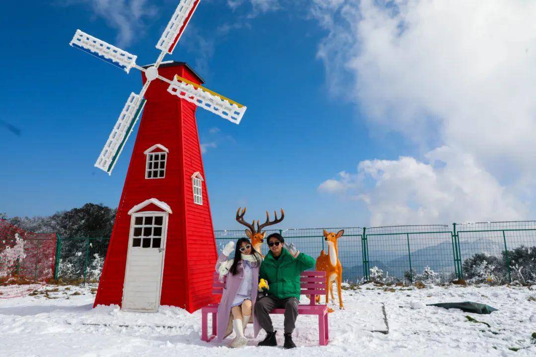王子公主请滑雪!——巴山大峡谷_冰天雪地_罗盘_世界