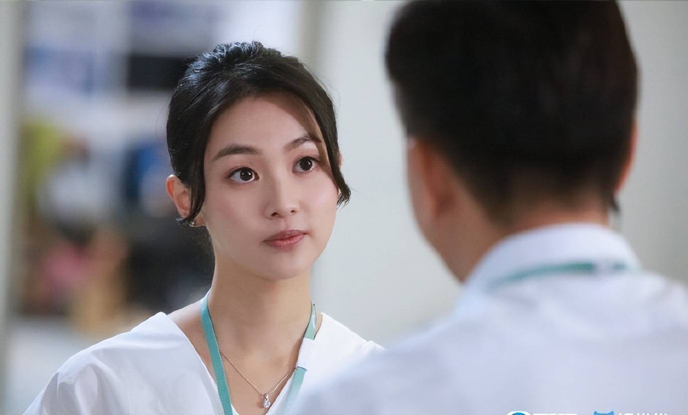 出演,还有新出炉的最佳女配角和飞跃进步奖得主高海宁和刘颖镟参演