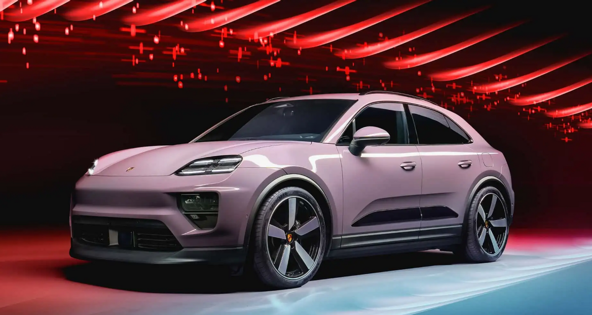 当然,保时捷同步意识到电气化转型的重要,并明确提出到2025年,电动