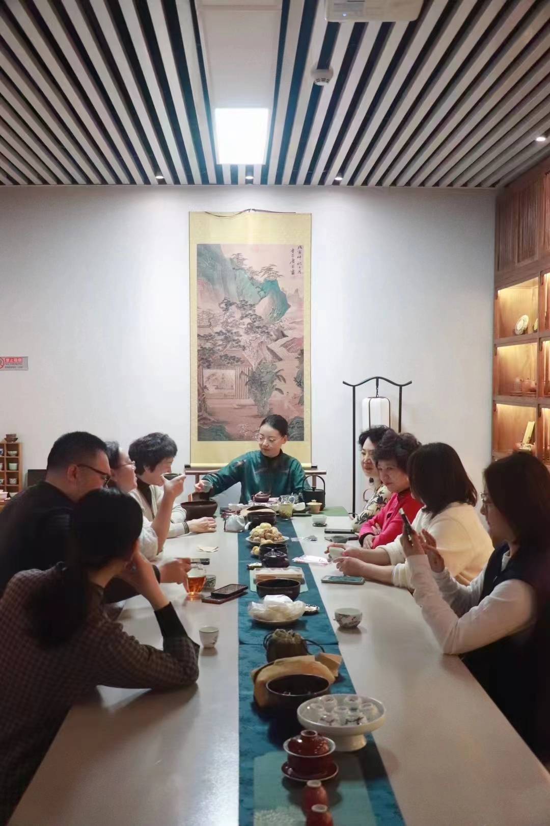 张剑(剑首·茶未来创始人):茶文化的内涵其实就是中国文化的一种具体