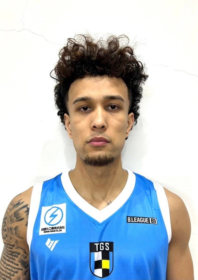 25岁cba后卫到日本打工,加盟b3联赛当亚外,曾征战ncaa_阿迪力_亚洲_河