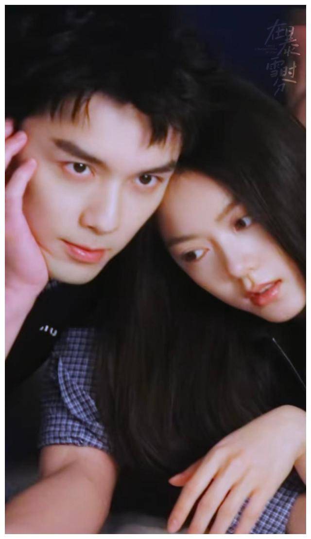 21岁赵今麦拍吻戏太欲了,被吴磊抱着亲到害羞,这谁能顶得住_殷果_林