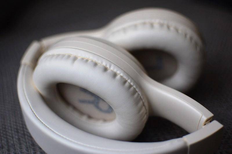 50小时超长续航 双重降噪 西圣H1头戴式主动降噪蓝牙耳机