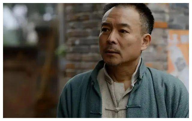 他一生无儿无女,去世拒绝举行葬礼,4年后遗孀的选择令人泪目_谢园