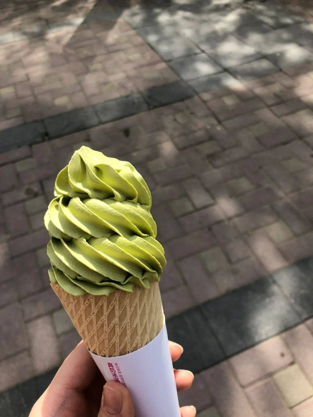 张红甫性价比之选:蜜雪冰城3元柚见鲜茶体验分享_价格_抹茶_消费者