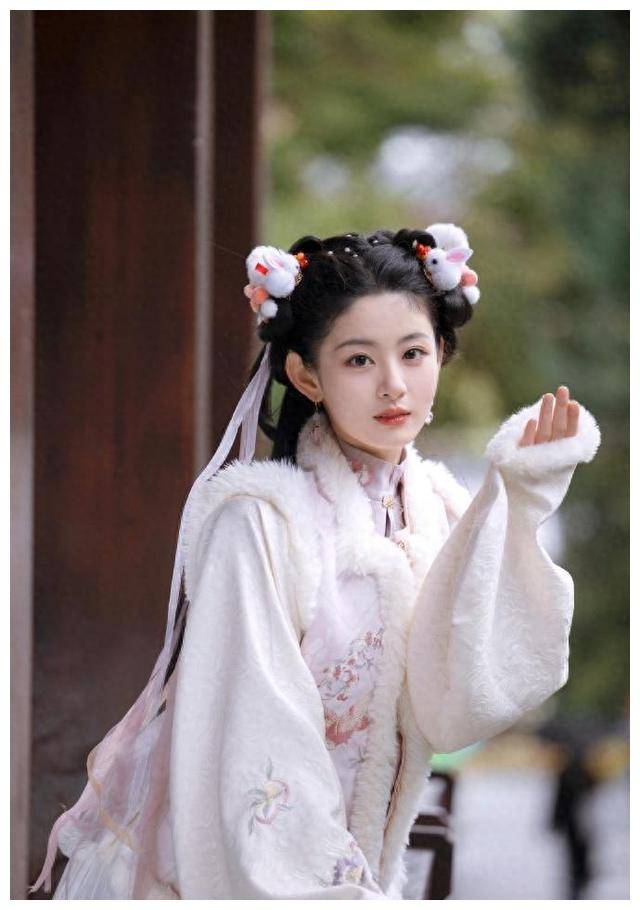 徐娇怒怼于正审美:要让人瘦到85斤是有多歹毒!网友:干得漂亮!