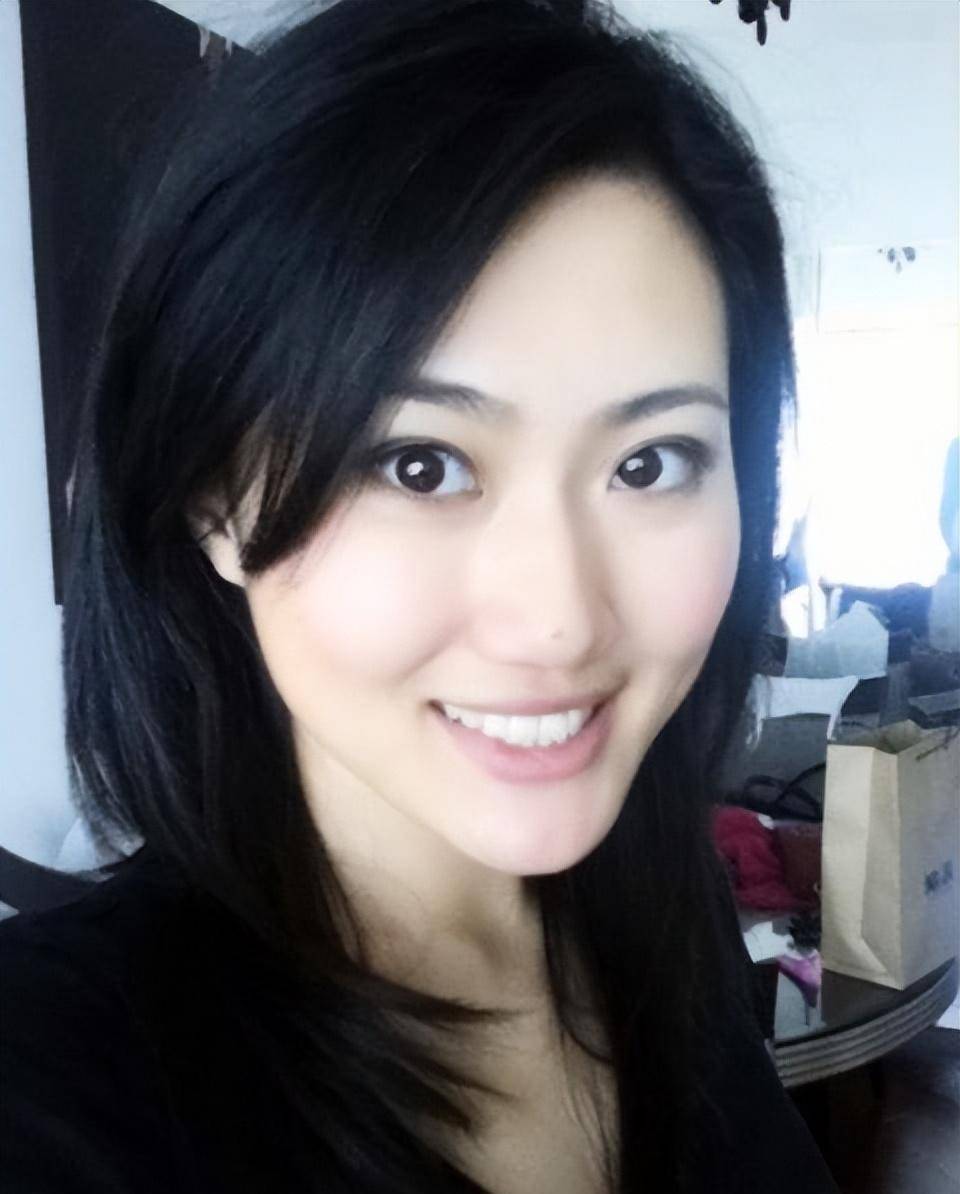 赵情晴:人生目标实现了两个,一个是进凤凰,一个是嫁豪门_家族_什么_郭