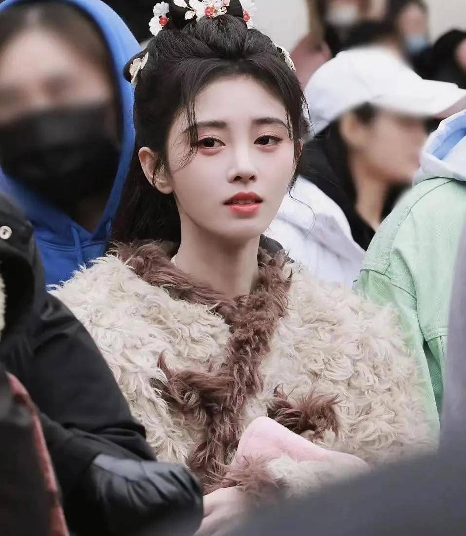 鞠婧祎和虞书欣是不是想多了?_观众_性格_问题