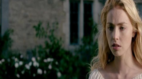 他的第一任皇后叫叶芙朵基雅·洛普欣娜,洛普欣娜皇